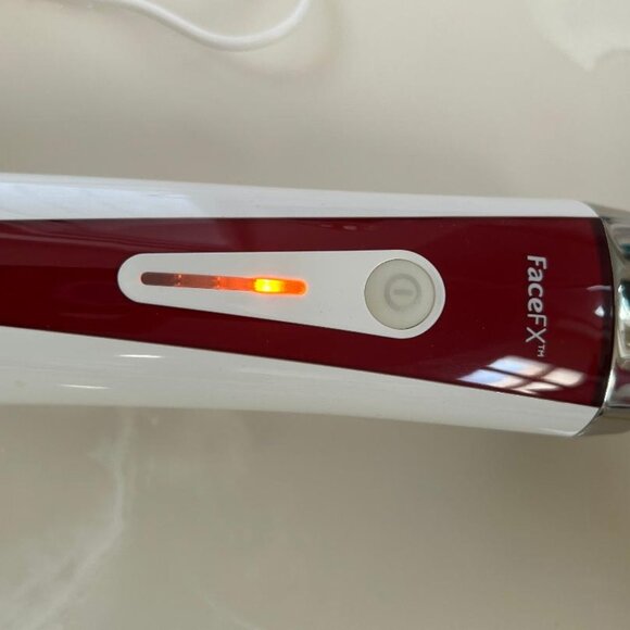 Silk'n Face FX Skincare Anti-Aging Rejuvenation LED Light Based Skin Treatment - Picture 8 of 11